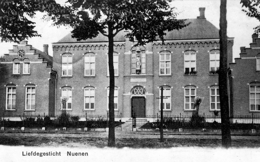 1886 Bouw Sint Elisabethgesticht ‘Het Klooster’