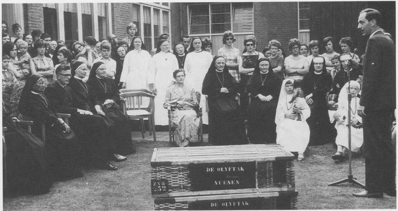 Dwèrs door Nuenens verleden: Rica en het Missie-Thuisfront