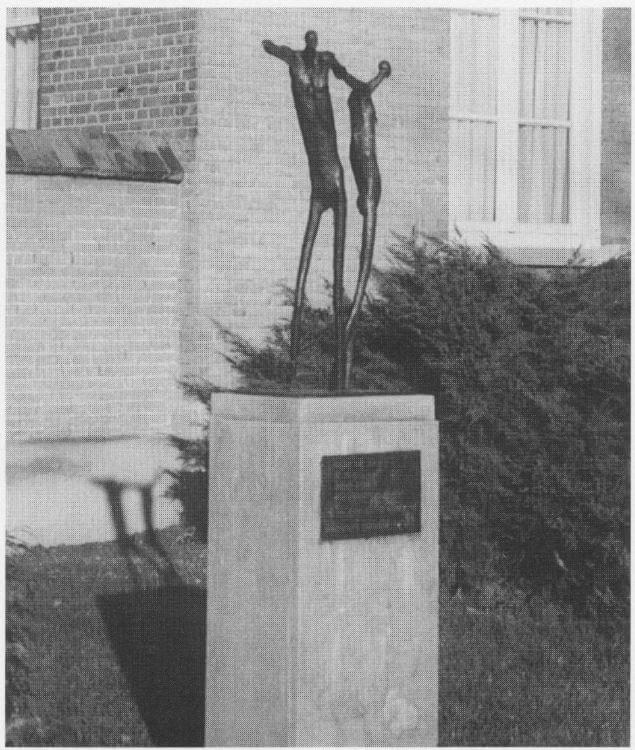 Amnesty_International_monument_1989