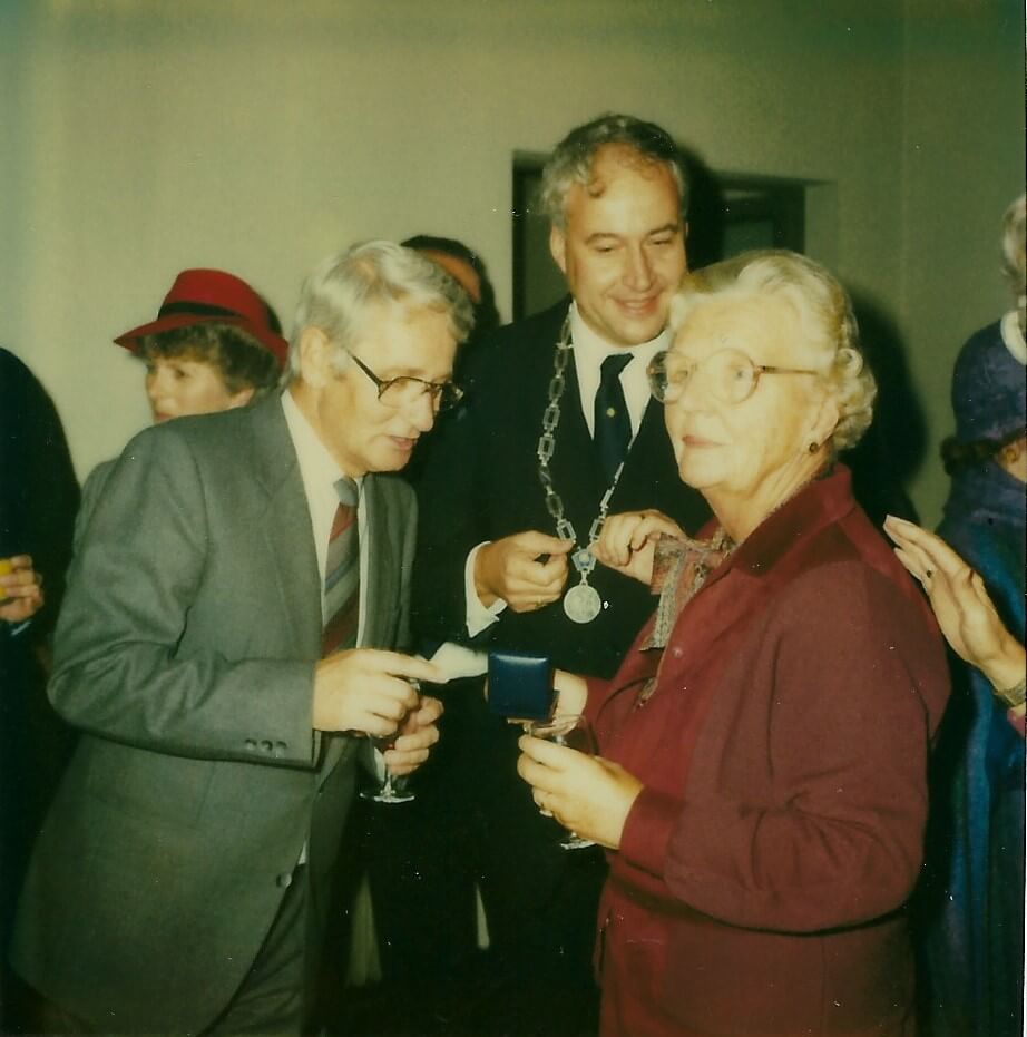 1981 Van Gogh tentoonstelling met prinses Juliana