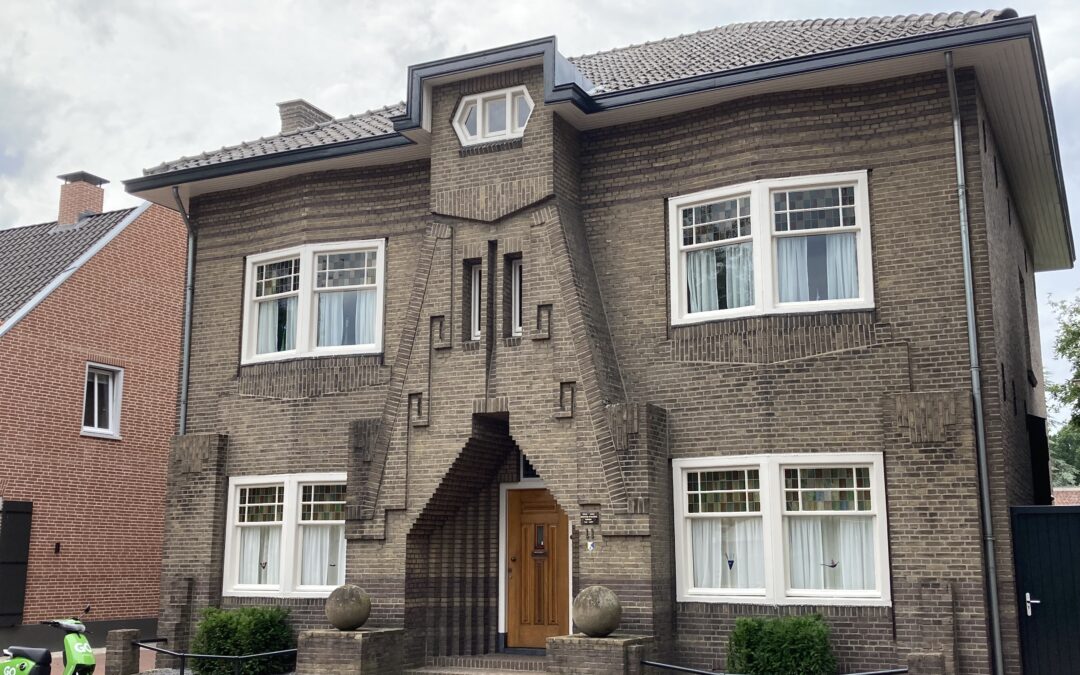 Huis met de Bollen – Park 11 Nuenen